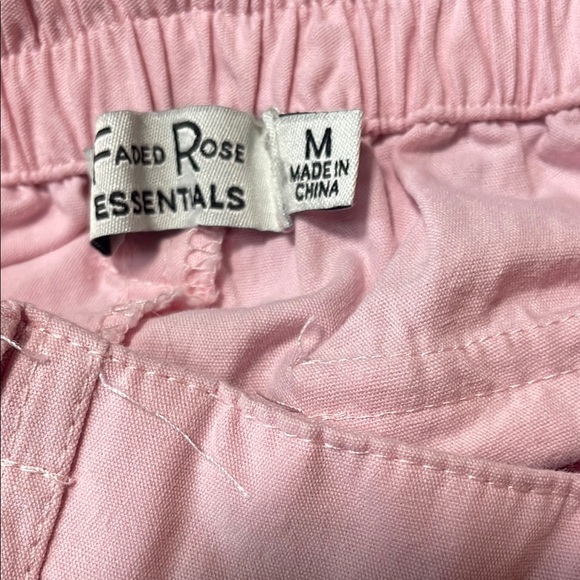 Mecca Pink Cargo Women Jeans - Picture 4 of 5